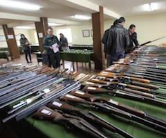 Adjudicados 46 lotes de armas en la subasta de la Guardia Civil de Palencia
